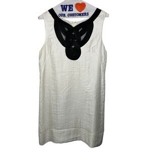 Maggy London White & Black Sleeveless A-line Scroll Neckline Dress Size 10